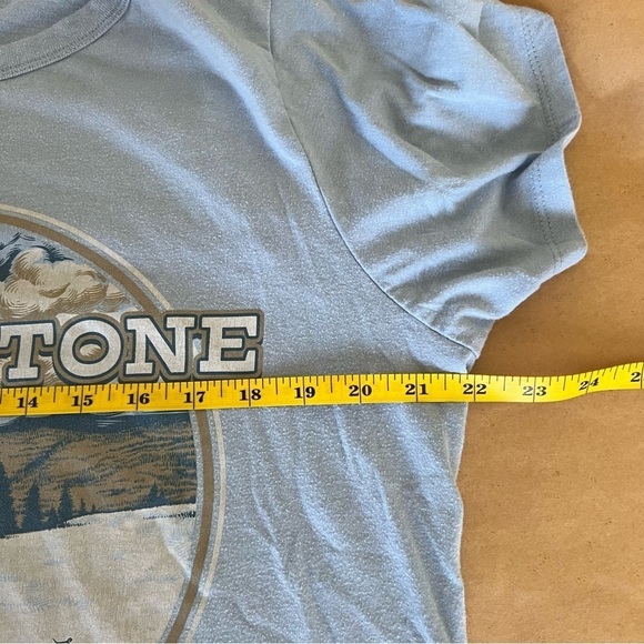 Yellowstone Dutton Ranch Tshirt Size XL - Picture 4 of 7